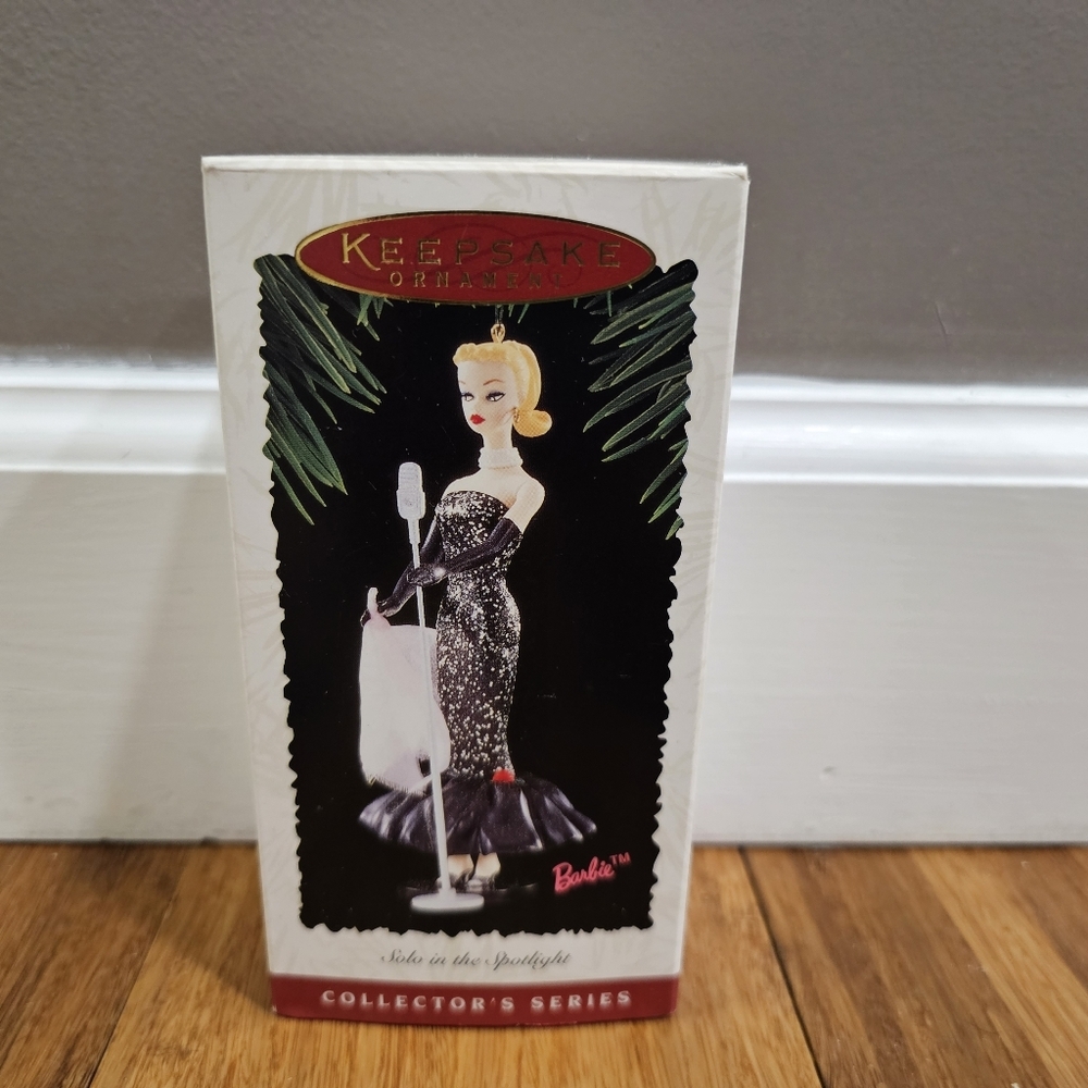 ✨️ 1995 Vintage Hallmark Christmas Ornament Barbie Solo in the Spotlight #2